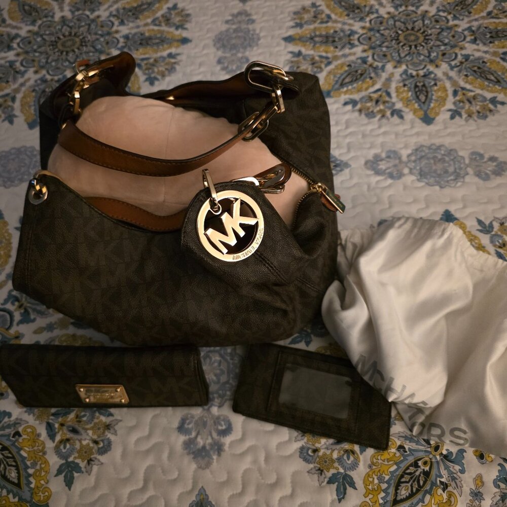 Michael Kors brown purse